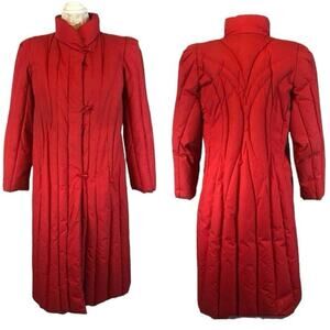 1980s Vintage Red Quilted Unbranded retro Down Puffer Coat M